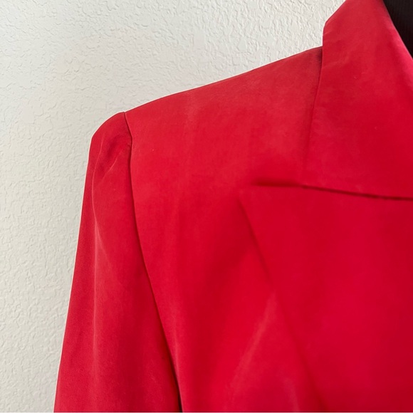 Red silk vintage blazer - Picture 4 of 8